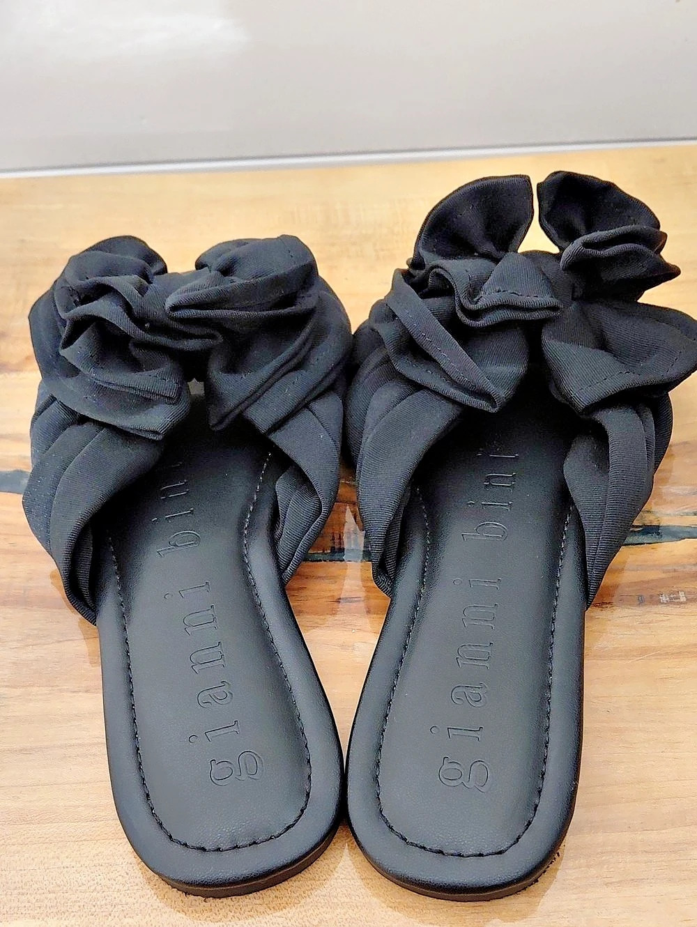Gianni Bini Black Bow Slide Sandals